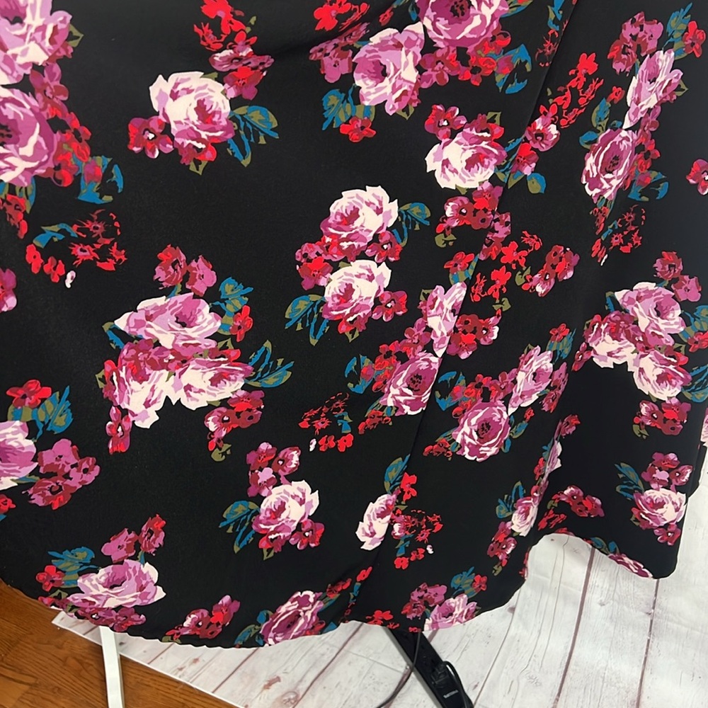 Spring Floral Fantasy Fit! LB Dress - Picture 10 of 14